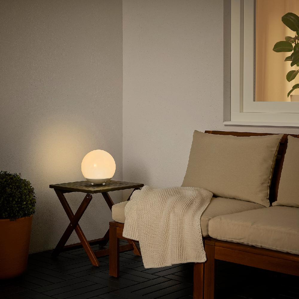 IKEA SOLVINDEN Solarstandleuchte. LED für draußen/rund weiß Großer Ausverkauf