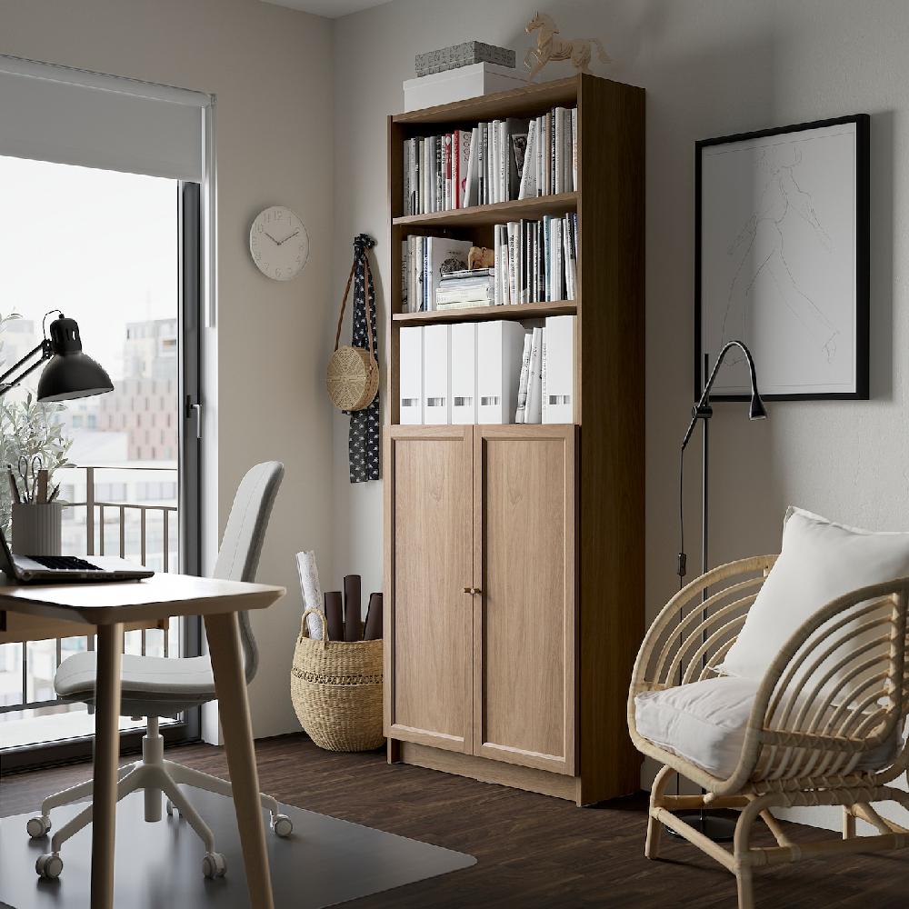 IKEA BILLY / OXBERG Bücherregal mit Türen Eichenachbildung 80x30x202 cm Muttertagsangebot