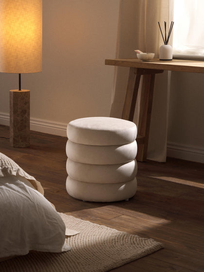 Westwing Collection Samt-Polsterhocker Alto Auslauf