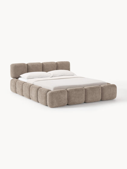 Westwing Collection Polsterbett Tayla aus Teddy-Bouclé
