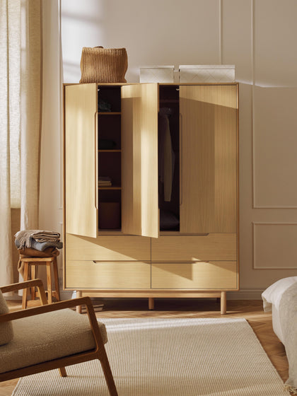 Westwing Collection Kleiderschrank Cassy 3-türig Letzte 3 Tage