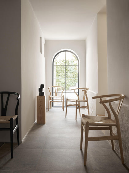 Westwing Collection Holzstuhl CH24 Wishbone Chair mit handgeflochtener Sitzfläche Rabatt