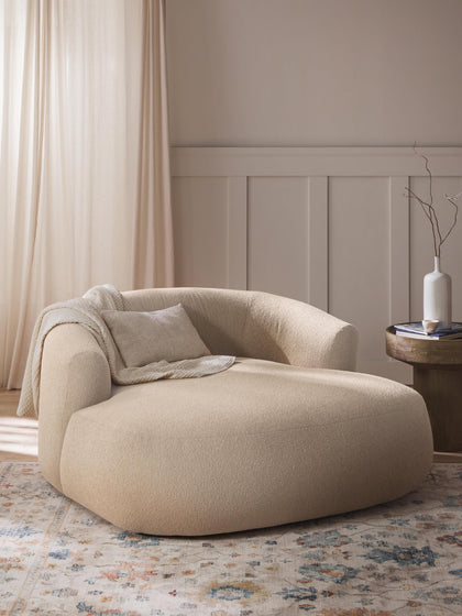 Westwing Collection XL Bouclé-Loungesessel Sofia Letzter Tag