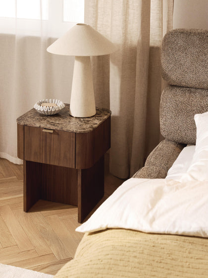 Westwing Collection Holz-Nachttisch Zumi mit Marmorplatte Neueste Mode