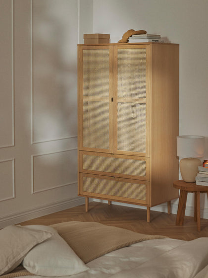 Westwing Collection Kleiner Kleiderschrank Aries mit Wiener Geflecht 2-türig Letzter Tag
