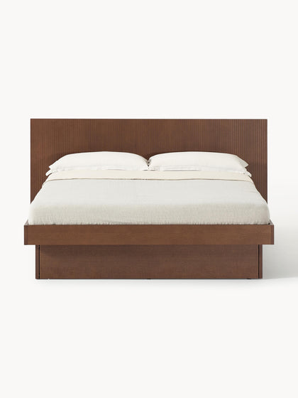 Westwing Collection Holzbett Sato mit Schubladen und Kopfteil Im Verkauf
