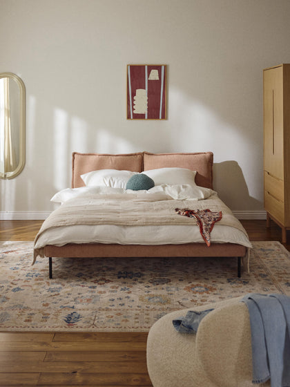 Westwing Collection Polsterbett Amelia aus Teddy-Bouclé Hotsell