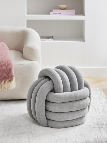 Westwing Collection Knoten-Pouf Twist Letzte 3 Tage