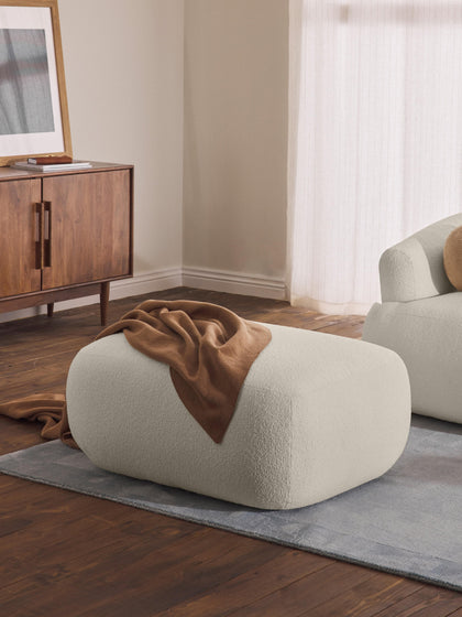 Westwing Collection Bouclé-Hocker Sofia Zeitbegrenzte Promotion