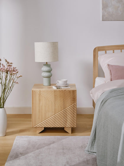 Westwing Collection Nachttisch Louis aus Eschenholz Super Sparpreis