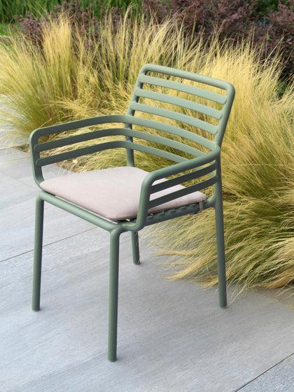 Westwing Collection Stapelbare Garten-Armlehnstühle Doga 2 Stück Fabrikpreis