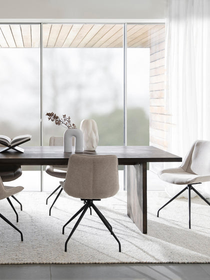 Westwing Collection Esstisch Emmett aus Eichenholz 240 x 95 cm Heißer Verkauf