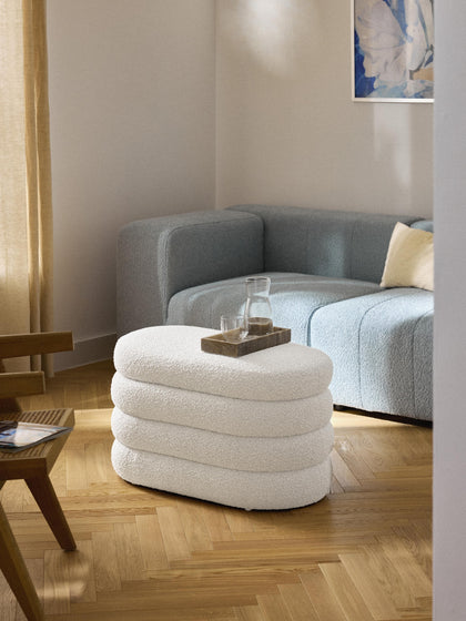 Westwing Collection Kleine Bouclé-Polsterbank Alto mit Stauraum Osterangebot