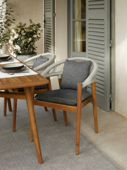 Westwing Collection Gartenstühle Marc aus Akazienholz 2 Stück Zeitlich begrenztes Angebot