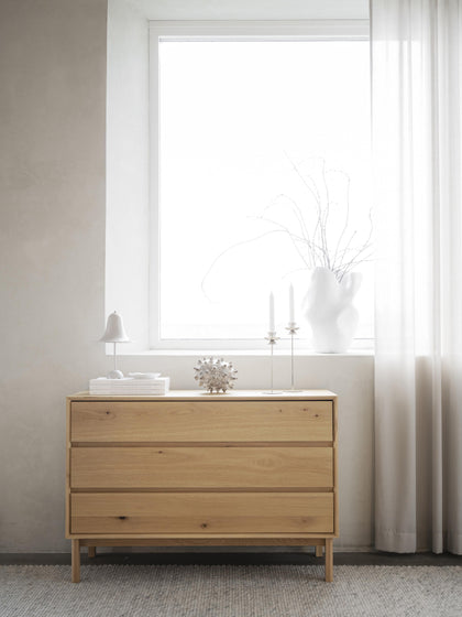 Westwing Collection Kommode Mackay aus Eichenholz Meist gekauft