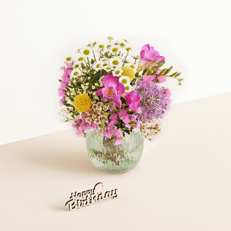 blume2000 Frühlingsleuchten mit Holzschrifttzug Happy Birthday