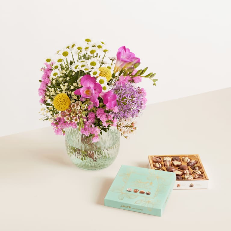 blume2000 Frühlingsleuchten mit Lindt Pralinés Glückwunsch 100g