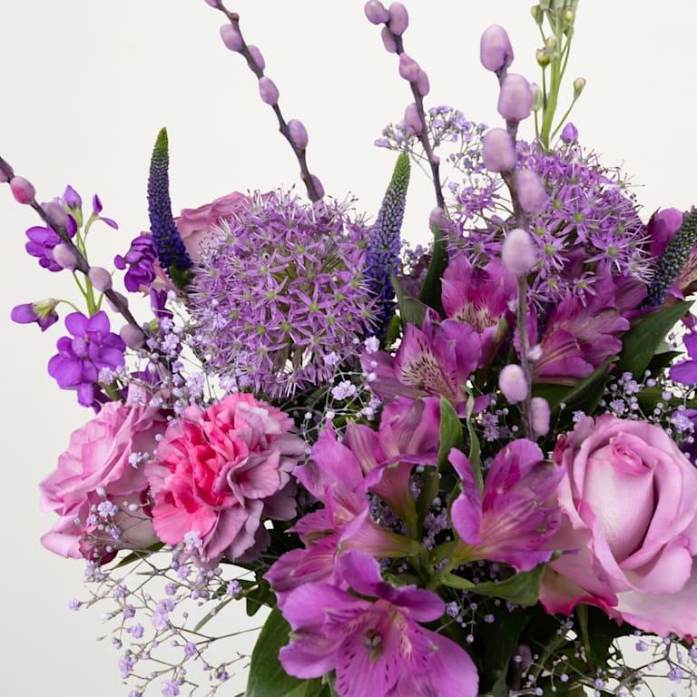 blume2000 Wiesenblumenstrauß Violet Surprise mit Lieblingsvase L Black Friday Preise