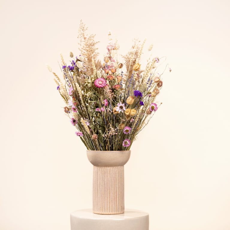 blume2000 Wildblumen Trockenstrauß Größe XL mit Geburtstagsküchlein Großer Ausverkauf