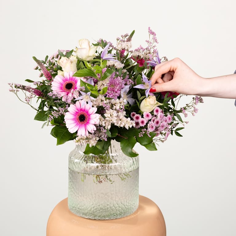 blume2000 Spring Love mit Lieblingsvase M Bis zu 60% Rabatt