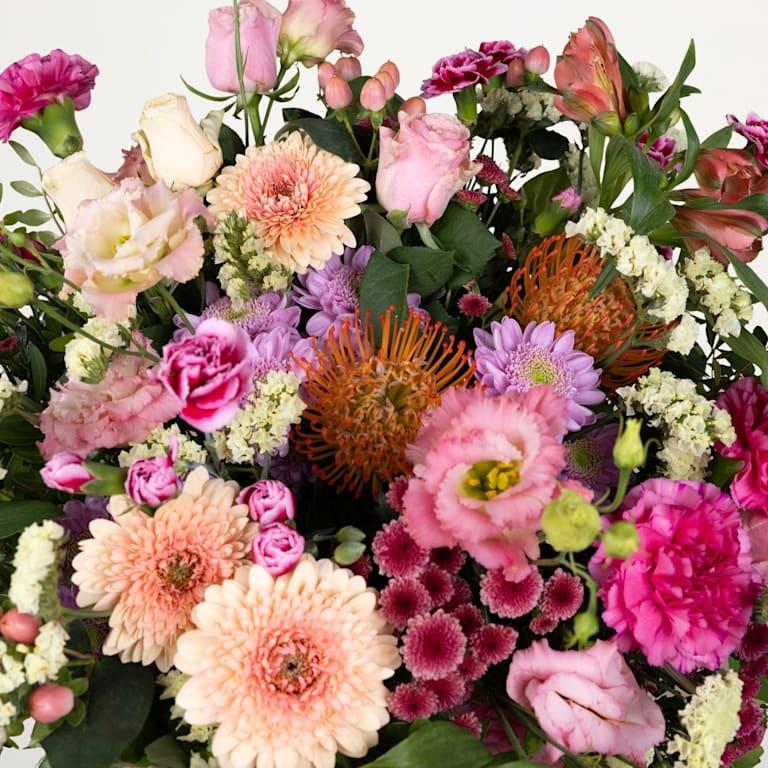 blume2000 Blütenzauber Deluxe mit gratis Lieblingsvase M Bis zu 65% Rabatt