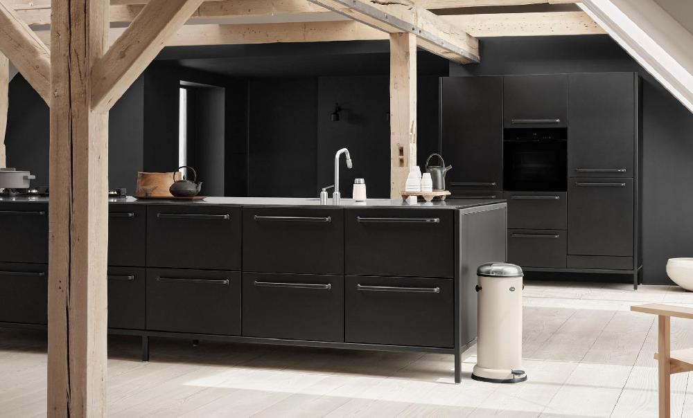 Seipp Vipp V1 Küche schwarz Produkte Küche Küchen