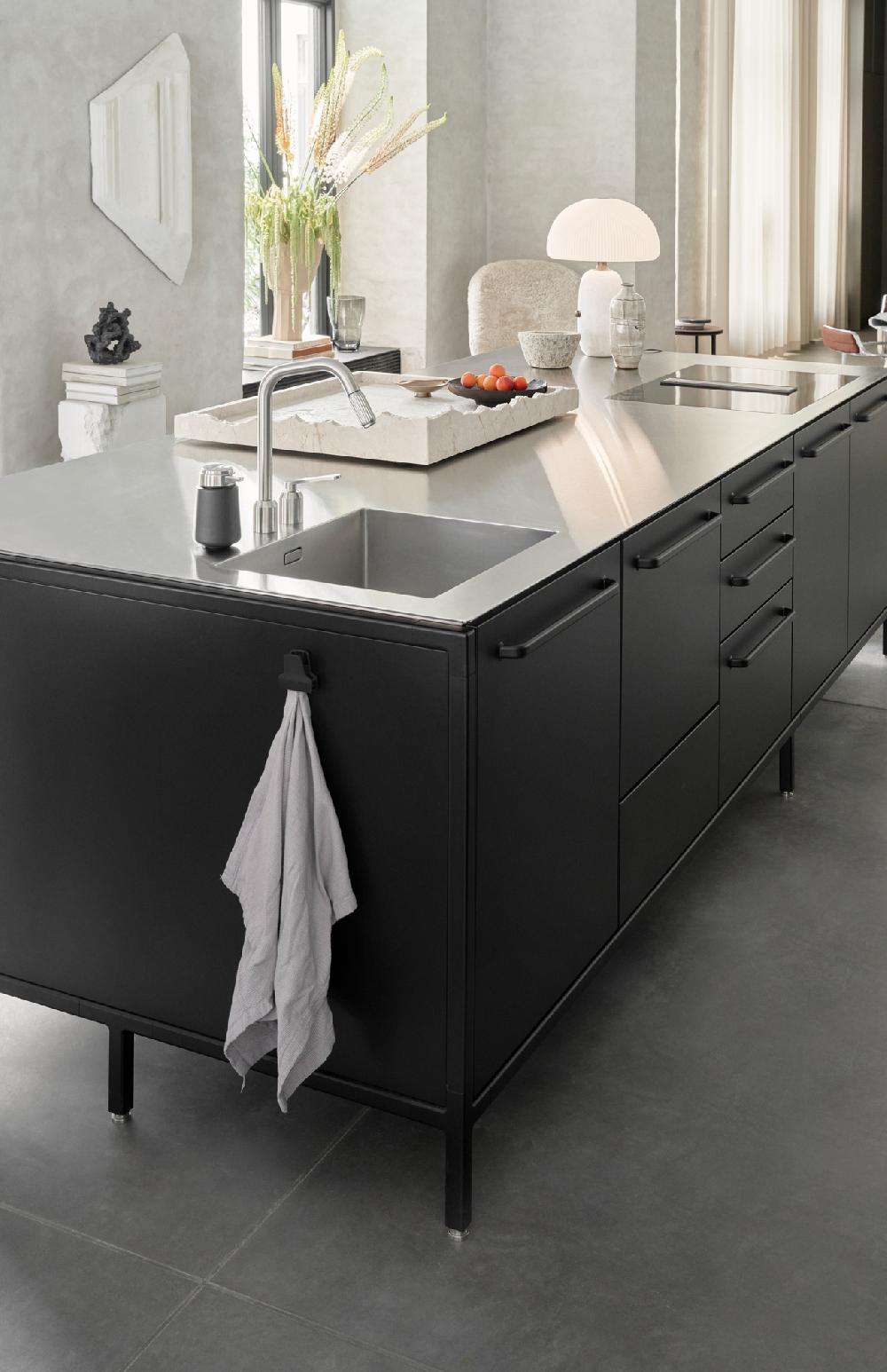 Seipp Vipp V1 Küche schwarz Produkte Küche Küchen Osterangebot