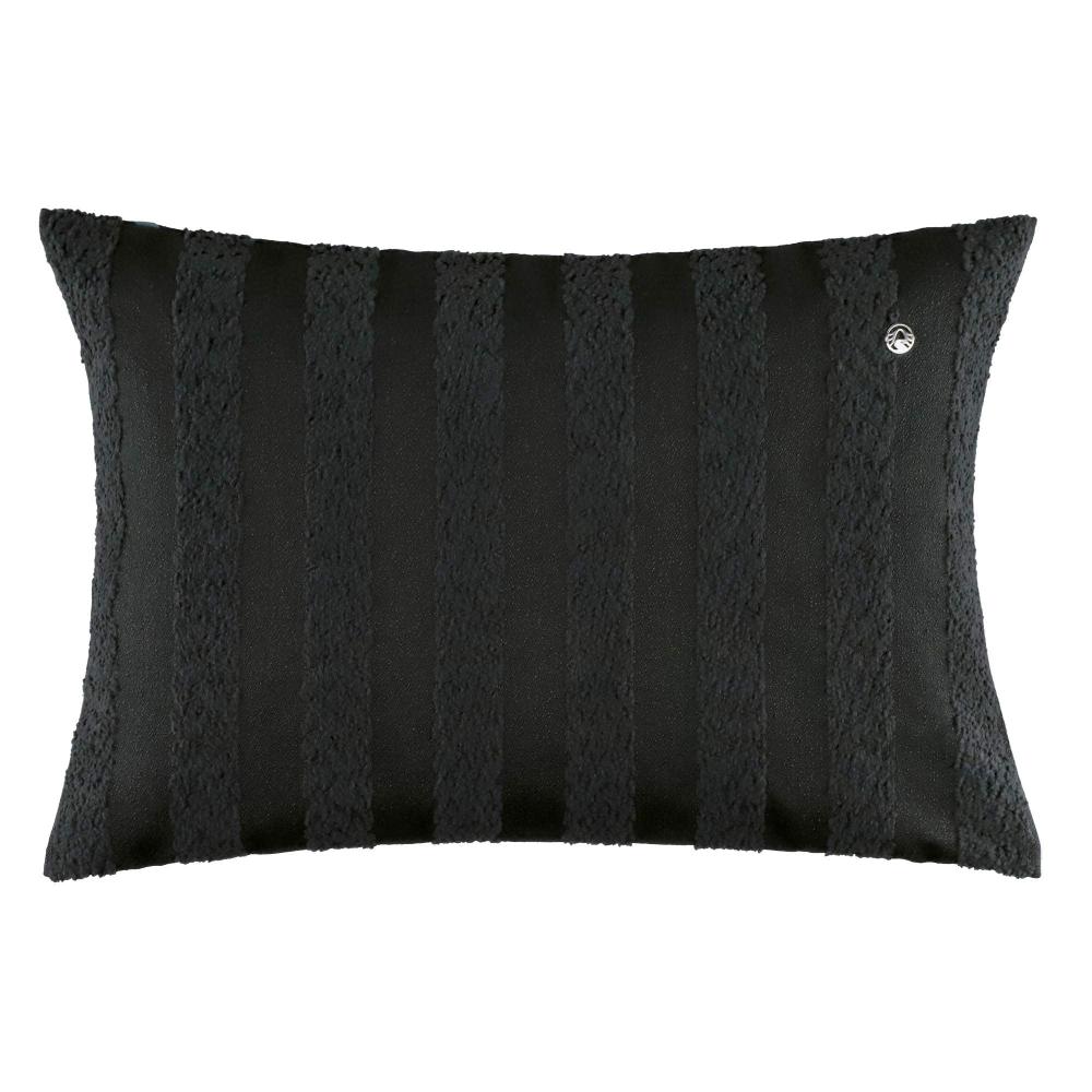 wohndirekt Moderne Kissenhülle mit Bouclègarn-Blockstreifen und elegantem Silber-Logo 38x58cm JETZT KAUFEN